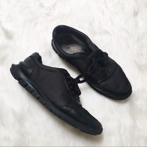 cole haan all black shoes